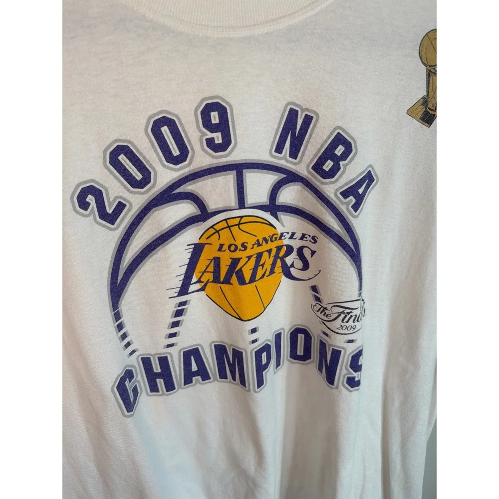 Adidas 2009 NBA Champions Los Angeles Lakers White Graphic T-Shirt Mens 2XL